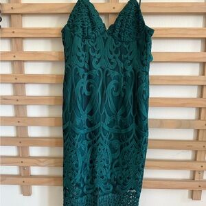 Bardot Green Sheath Midi Dress V-Neck Sleeveless